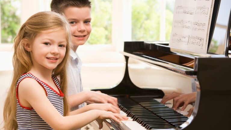 Piano Books for Kids: Top Recommendations for Learning to Play
